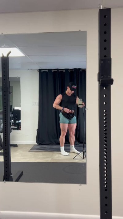 Watch hiddenpage's leaked NSFW video on TwXstars