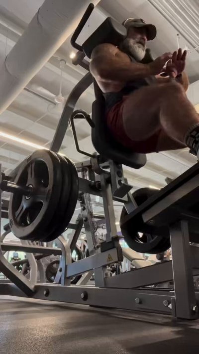 Watch Daivd's leaked NSFW video on TwXstars