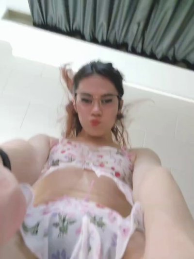 Watch LittleMapleBerry's leaked NSFW video on TwXstars