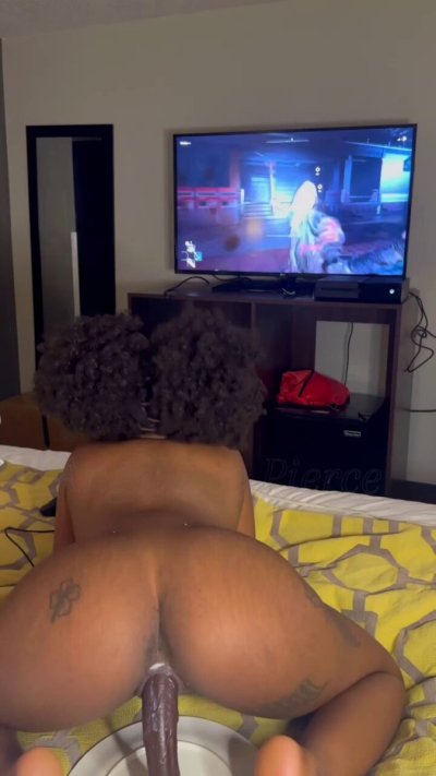 Watch Angel Ace Pierce's leaked NSFW video on TwXstars