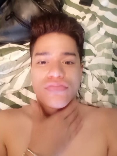 Watch Angel Castillo's leaked NSFW video on TwXstars