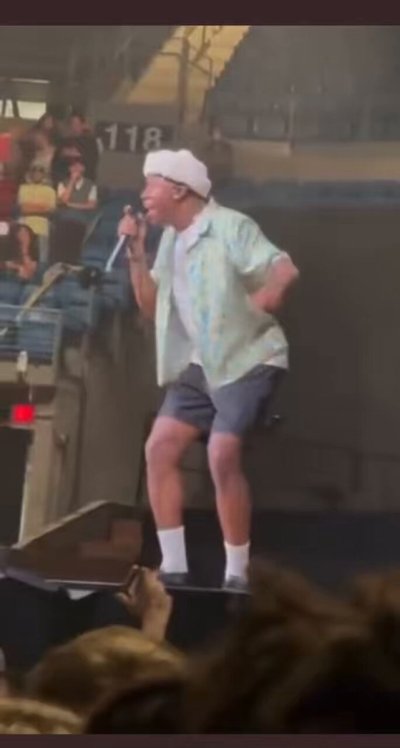 Watch Big Papa 🐻's leaked NSFW video on TwXstars