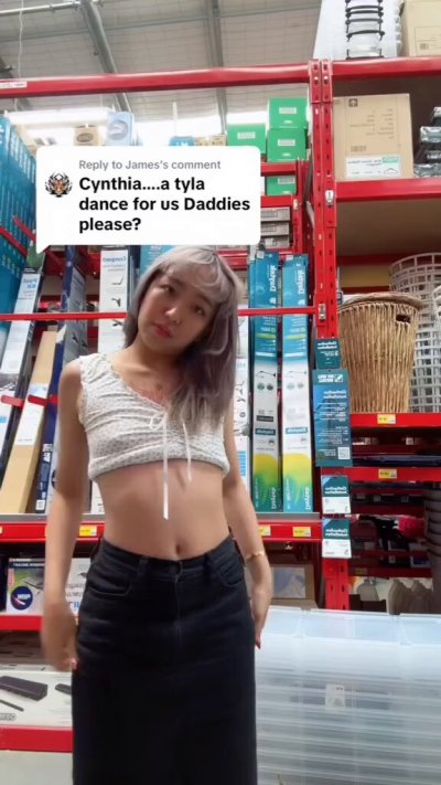 Watch Cynthia 💓's leaked NSFW video on TwXstars