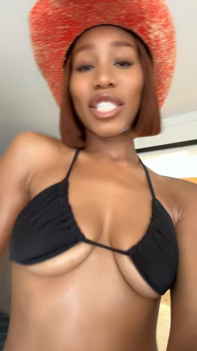 Watch onlyjennafoxx INC's leaked NSFW video on TwXstars