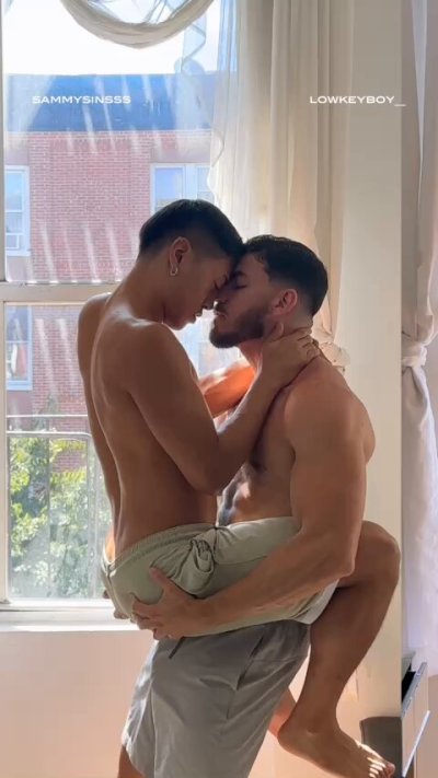 Watch sammy sinsss 🍉's leaked NSFW video on TwXstars