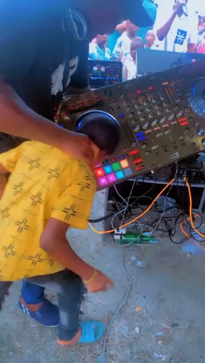 Watch 𝕯𝖊𝖟𝕿𝖍𝖊𝕾𝖙𝖆𝖗★'s leaked NSFW video on TwXstars