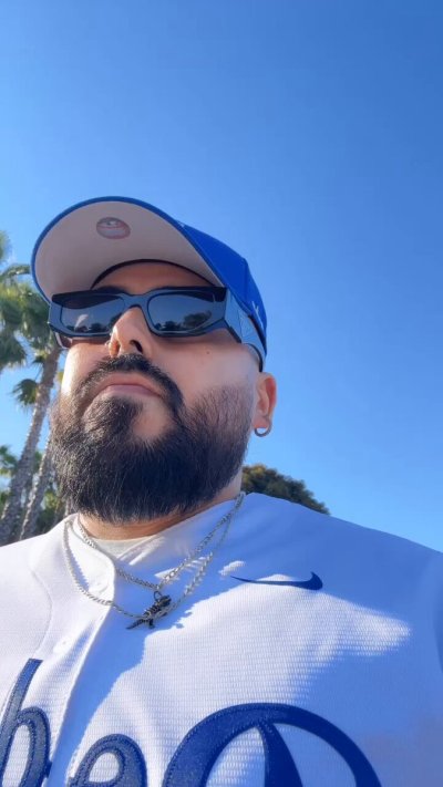 Watch RiRiNavy's leaked NSFW video on TwXstars