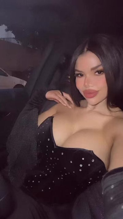 Watch Hanna's leaked NSFW video on TwXstars