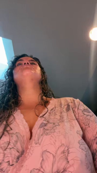 Watch hunnie_bunns's leaked NSFW video on TwXstars