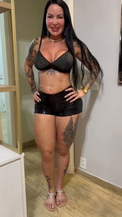 Watch Elisa Sanches's leaked NSFW video on TwXstars