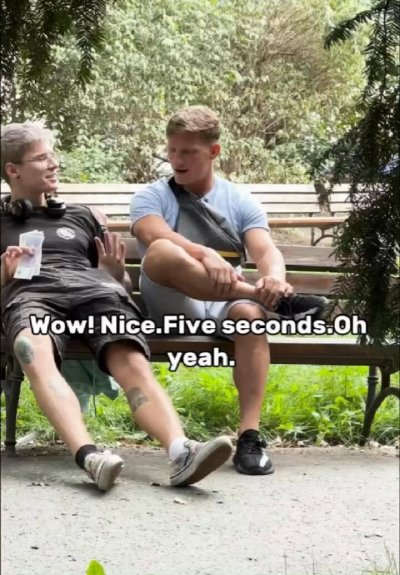 Watch novinhofr21's leaked NSFW video on TwXstars