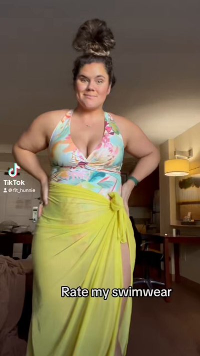 Watch hunnie_bunns's leaked NSFW video on TwXstars