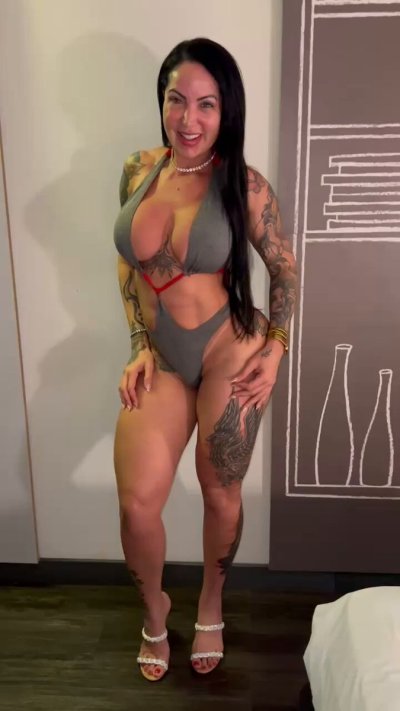 Watch Elisa Sanches's leaked NSFW video on TwXstars