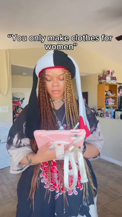 Watch Kiki’s Attire's leaked NSFW video on TwXstars