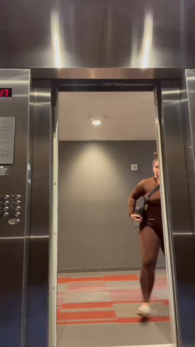 Watch hunnie_bunns's leaked NSFW video on TwXstars