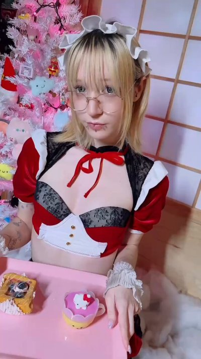 Watch sminky's leaked NSFW video on TwXstars