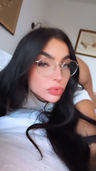 Watch Emily Rinaudo's leaked NSFW video on TwXstars