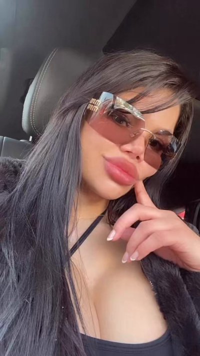 Watch Hanna's leaked NSFW video on TwXstars