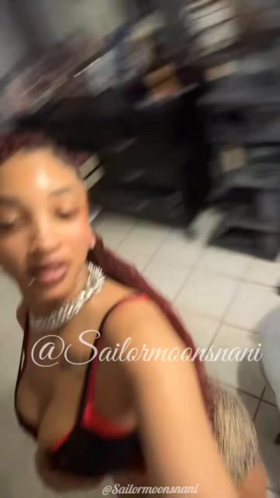 Watch 𝕓𝑒𝐍zό 👽 🌙's leaked NSFW video on TwXstars