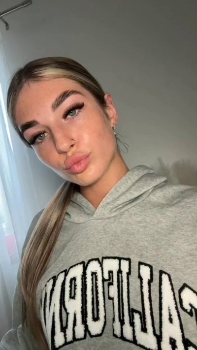 Watch beauty Princess's leaked NSFW video on TwXstars