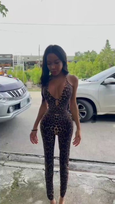 Watch Sexymos's leaked NSFW video on TwXstars