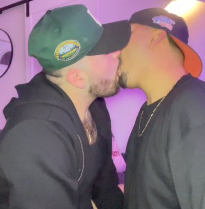 Watch 𝔰𝔢𝔯𝔦𝔬 😈's leaked NSFW video on TwXstars