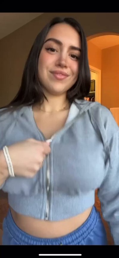 Watch Mia Monroe's leaked NSFW video on TwXstars