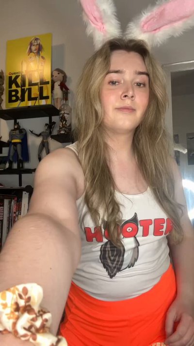 Watch lilxwolfy 🏳️‍⚧️'s leaked NSFW video on TwXstars