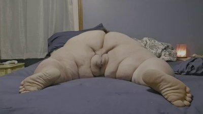 Watch HandsomelyHeavy's leaked NSFW video on TwXstars