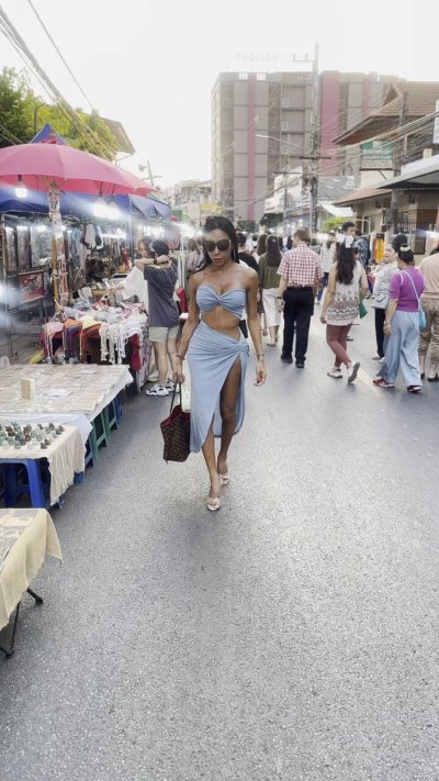 Watch Sexymos's leaked NSFW video on TwXstars