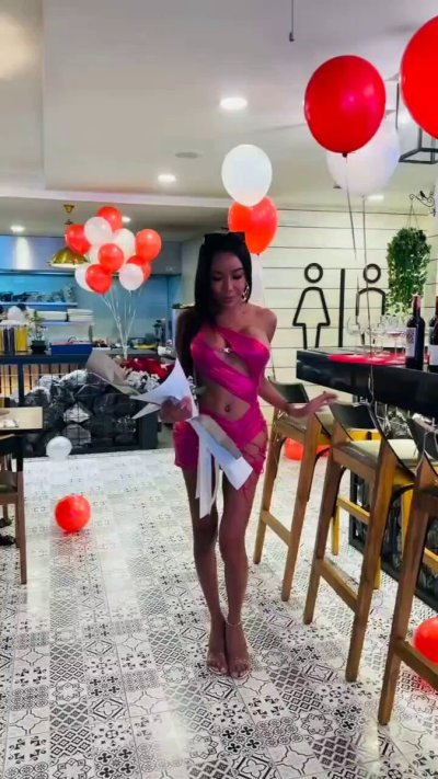 Watch Sexymos's leaked NSFW video on TwXstars