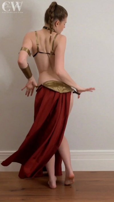 Watch Chloe Wildd's leaked NSFW video on TwXstars