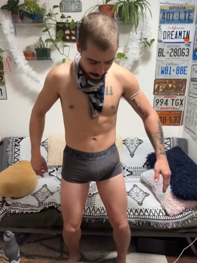 Watch Luc ⬆️ and Alex ⬇️'s leaked NSFW video on TwXstars