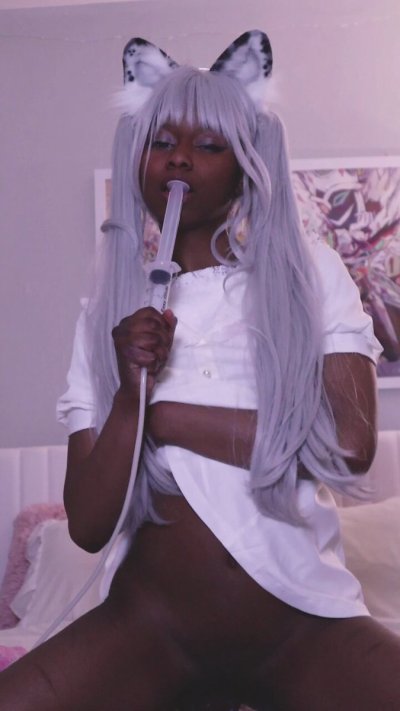 Watch Ovipawsitor 🐾's leaked NSFW video on TwXstars