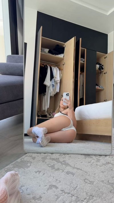 Watch Anastangel's leaked NSFW video on TwXstars