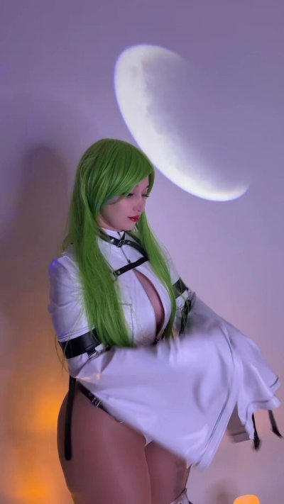 Watch LunaticalWitch's leaked NSFW video on TwXstars