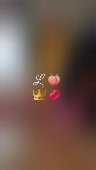 Watch Lauren 🍑 👑💋's leaked NSFW video on TwXstars