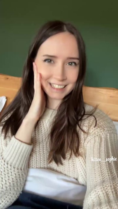 Watch Kitten_Sophie🐱🩷's leaked NSFW video on TwXstars