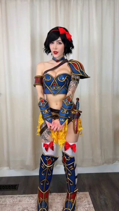 Watch Luxlo 🦋's leaked NSFW video on TwXstars