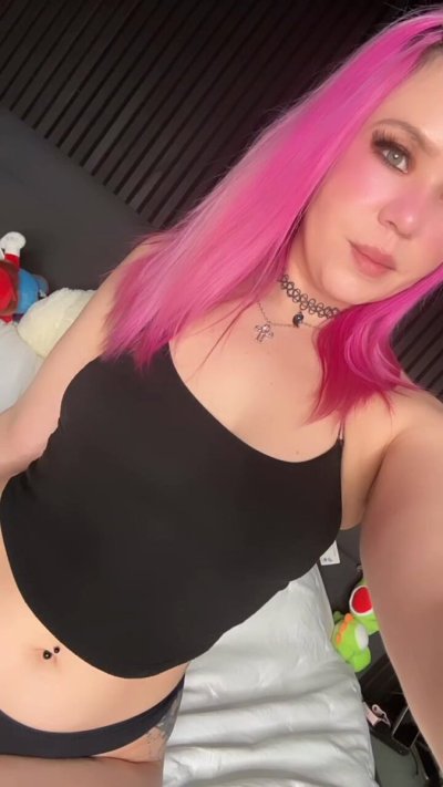 Watch Maya Maibach's leaked NSFW video on TwXstars