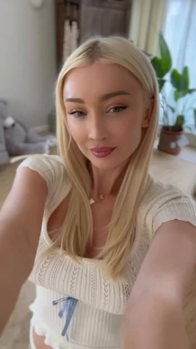 Watch Frances Bentley's leaked NSFW video on TwXstars