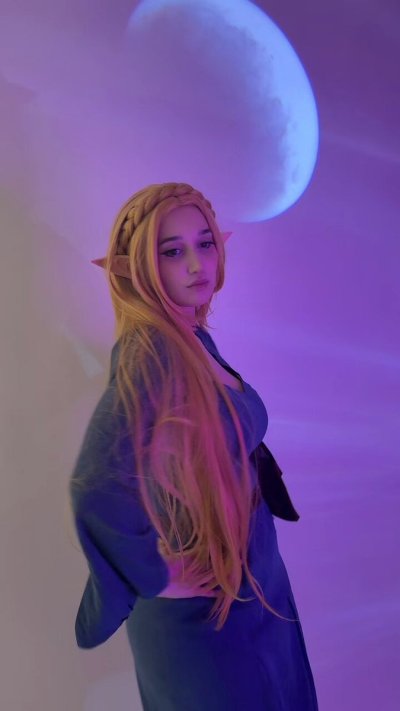 Watch LunaticalWitch's leaked NSFW video on TwXstars