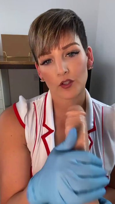 Watch Hannah's leaked NSFW video on TwXstars