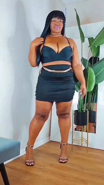 Watch MzShibaBaby's leaked NSFW video on TwXstars