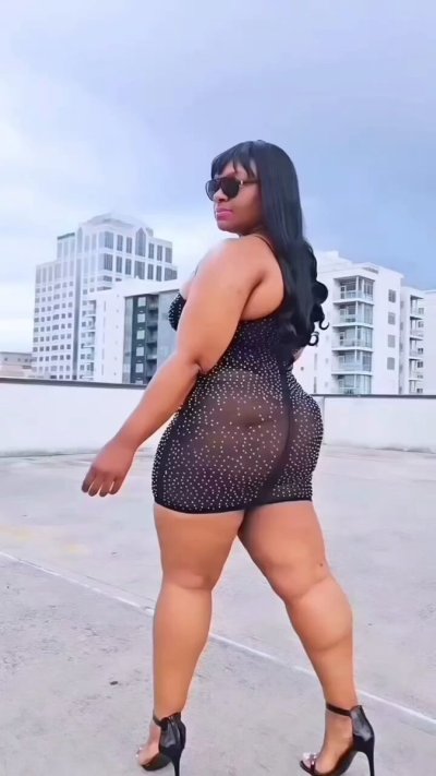 Watch MzShibaBaby's leaked NSFW video on TwXstars