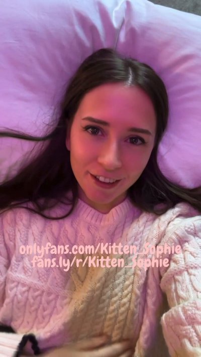 Watch Kitten_Sophie🐱🩷's leaked NSFW video on TwXstars