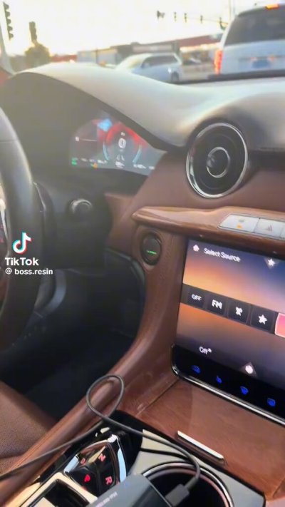 Watch Las Vegas Locally 🌴's leaked NSFW video on TwXstars