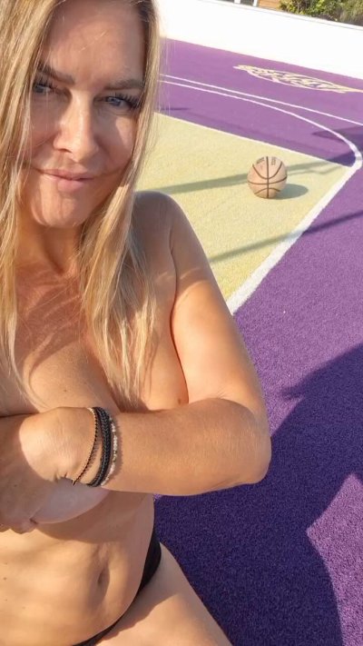 Watch Caly Morgan Milf's leaked NSFW video on TwXstars