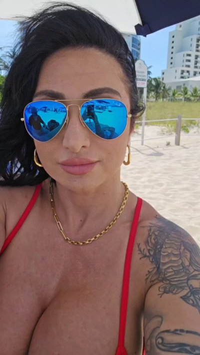 Watch Cherry Devivre's leaked NSFW video on TwXstars