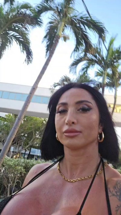 Watch Cherry Devivre's leaked NSFW video on TwXstars